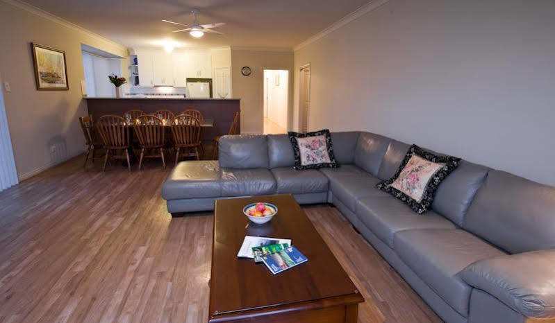 All Seasons Port Elliot Holiday House المظهر الخارجي الصورة
